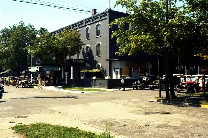 Chippewa Hotel (Hotel Chippewa) - Historical Photo (newer photo)